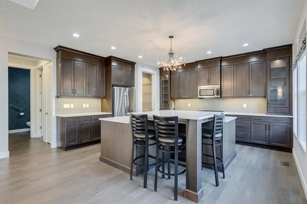 427 Canals Boulevard SW