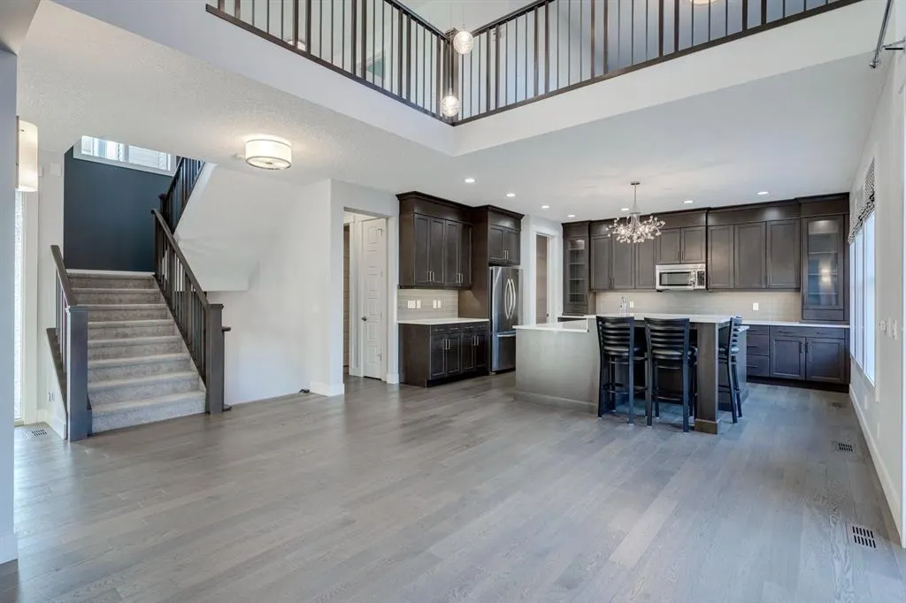 427 Canals Boulevard SW