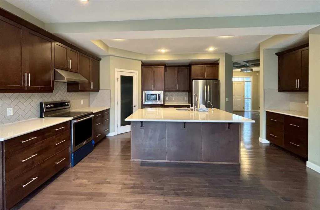 104 Aspenmere Circle