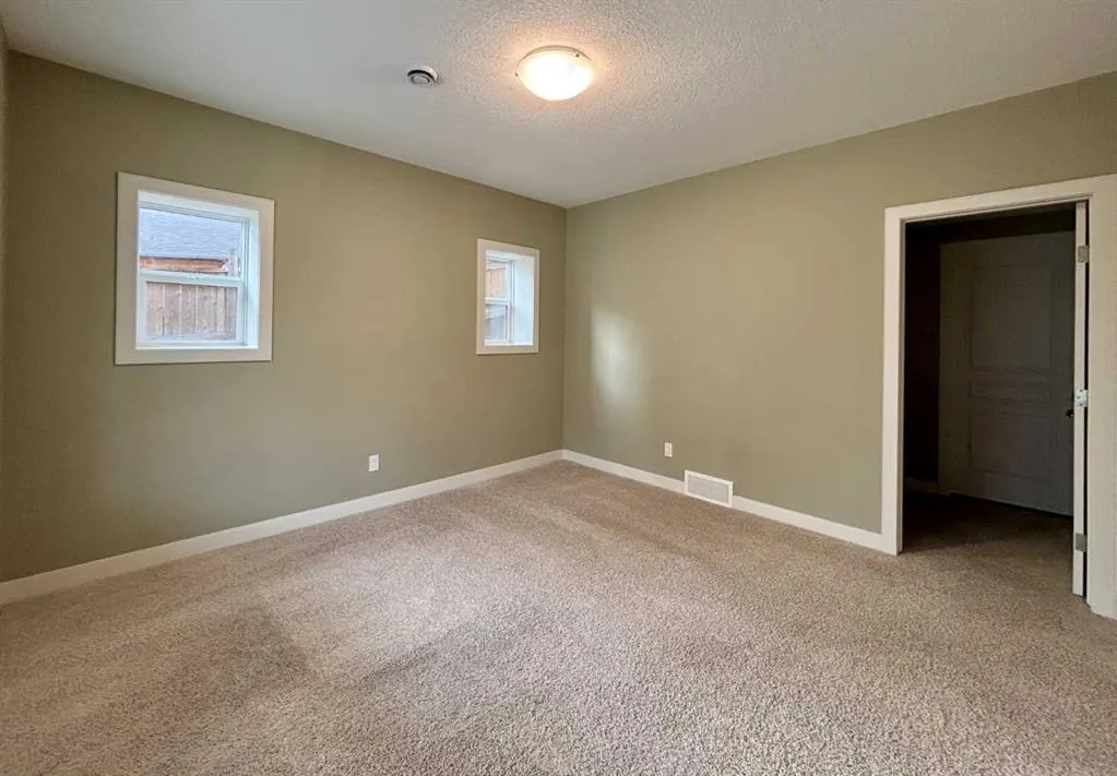 104 Aspenmere Circle