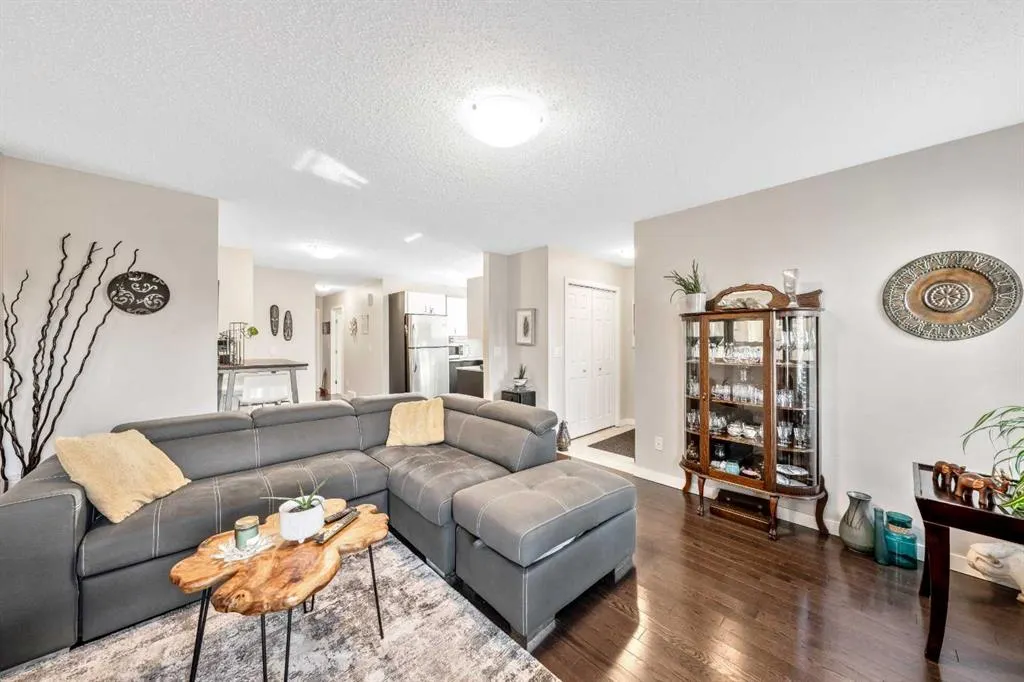 232 Whitlock Place NE