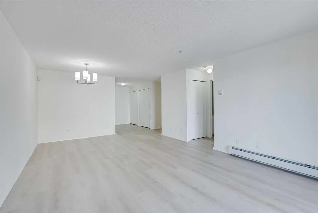 2000 Somervale Court SW, #210