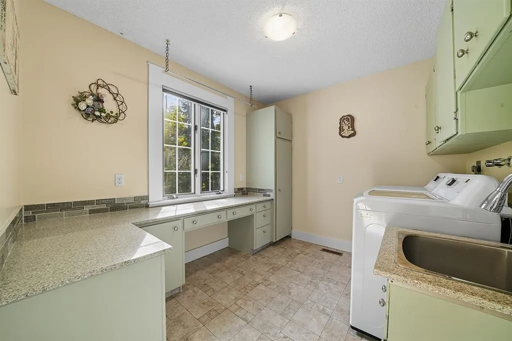 120 Birchcliff Road