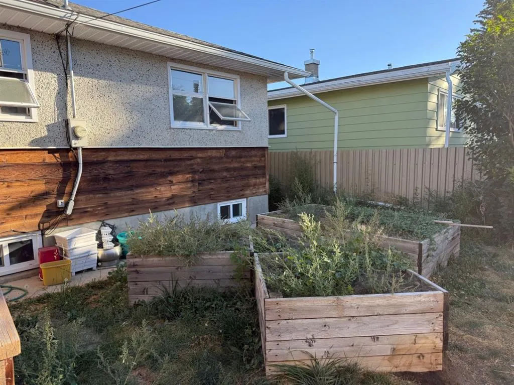 1910 16 Avenue S