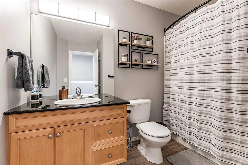 176 Northlands Pointe NE