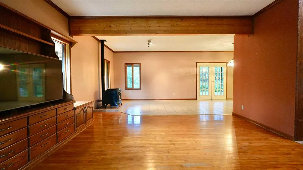 832068 Range Road 233