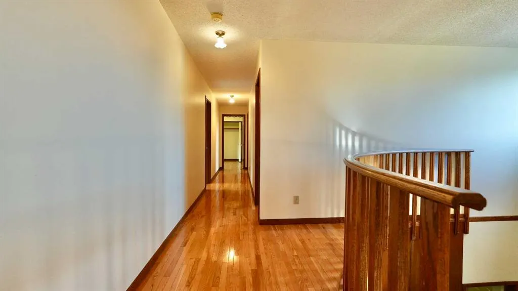 832068 Range Road 233