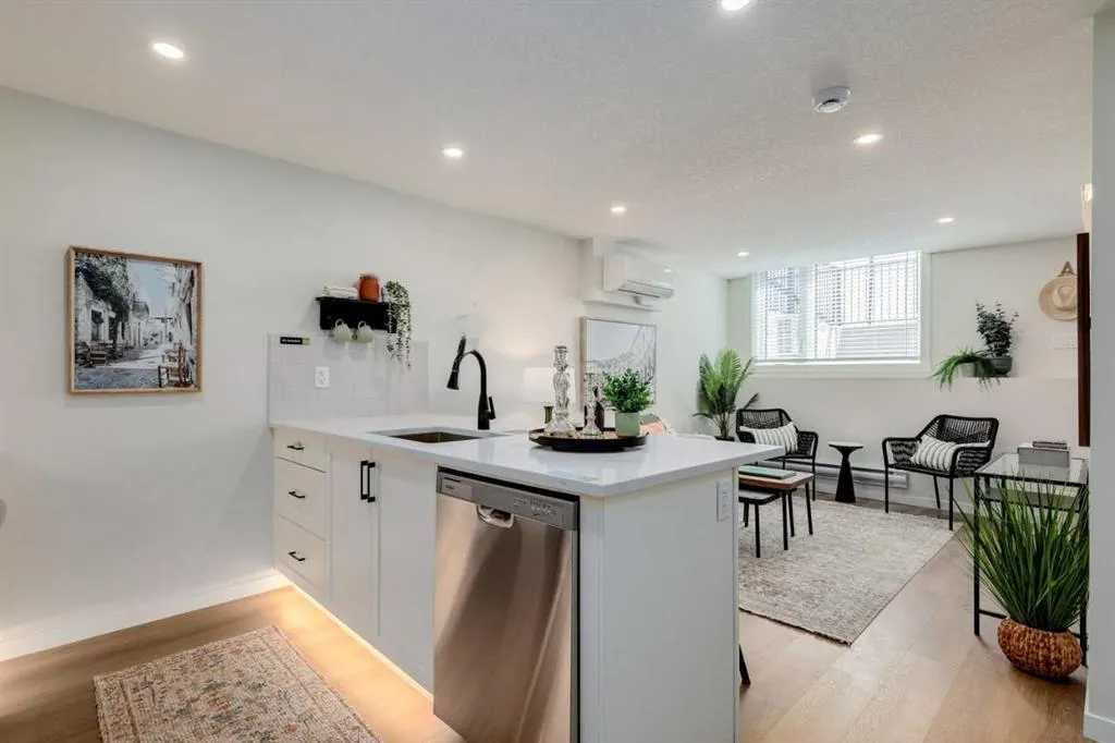 155 Crimson Ridge Place NW, #105