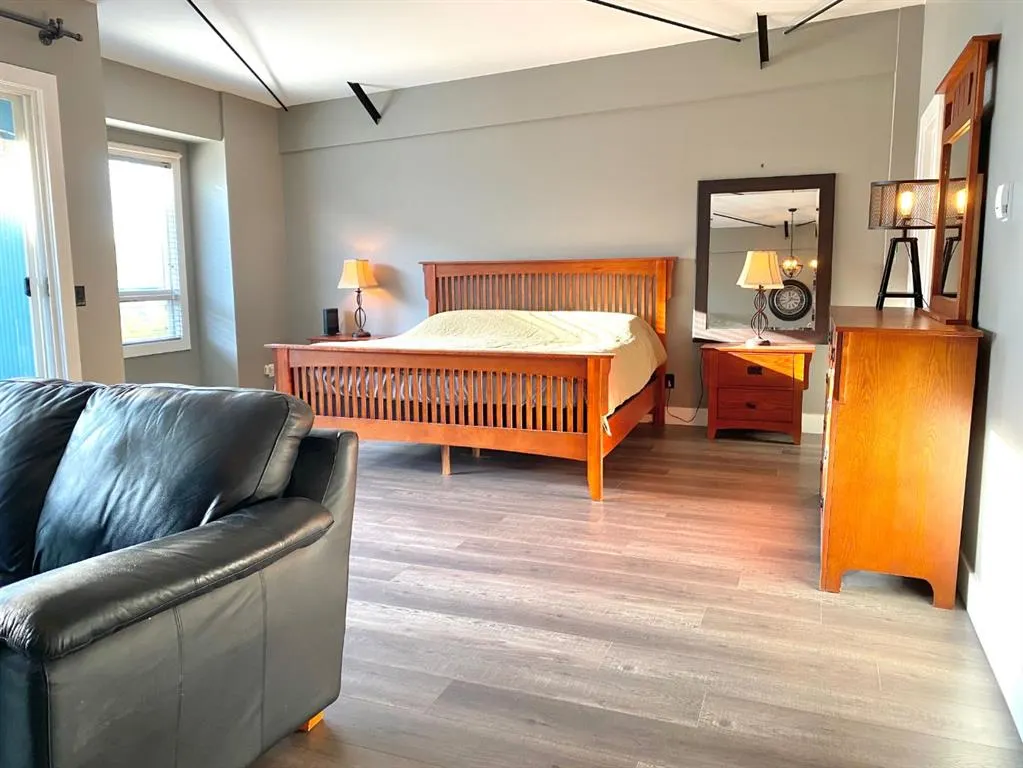 8026 Franklin Avenue, #304