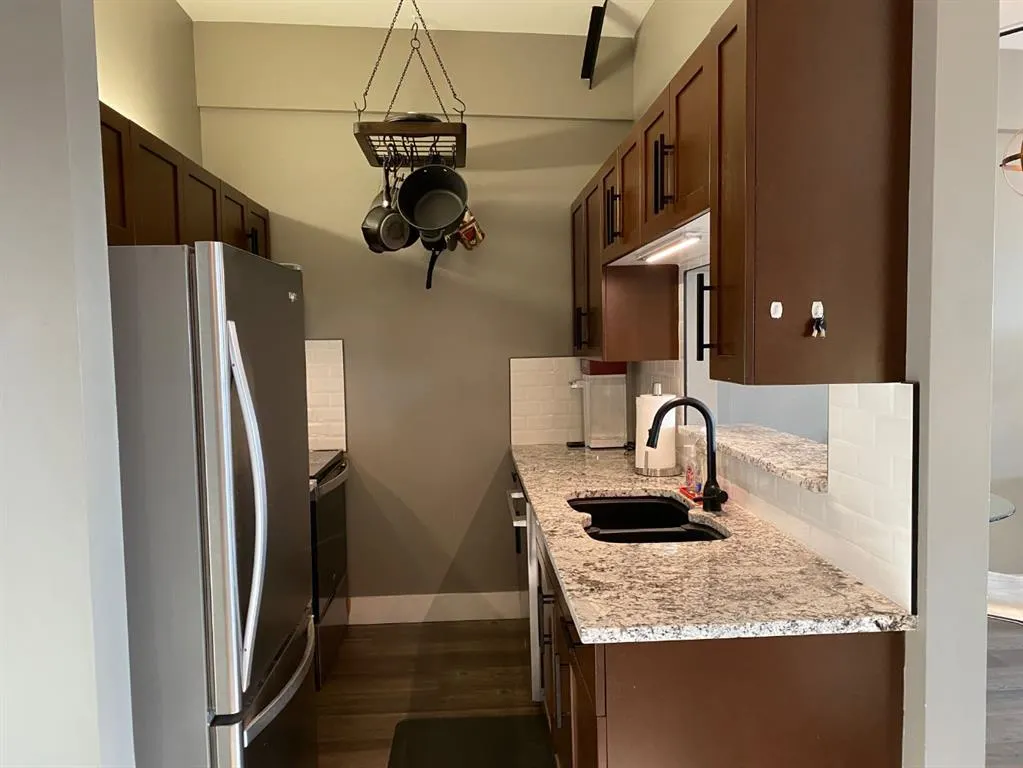 8026 Franklin Avenue, #304