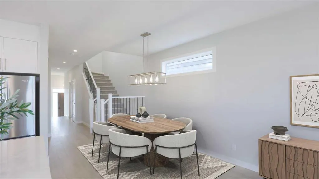 215 Greenwich Drive NW