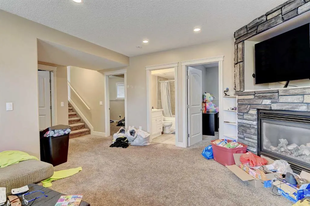 10201 86 Street
