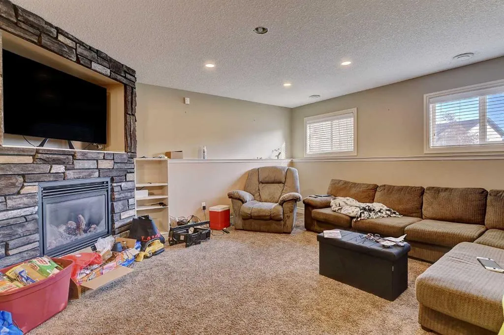 10201 86 Street
