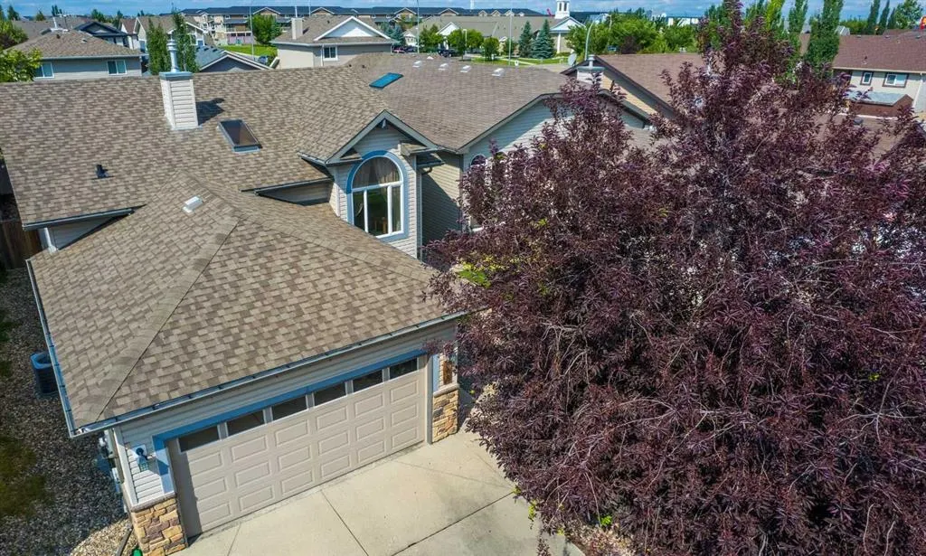 208 Silkstone Bay W