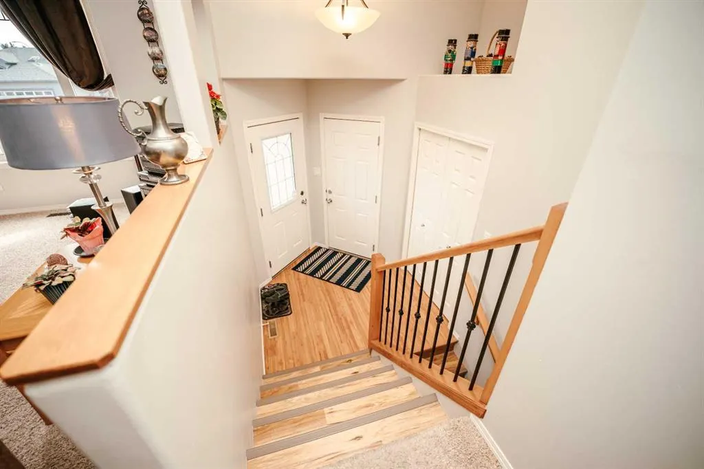 208 Silkstone Bay W