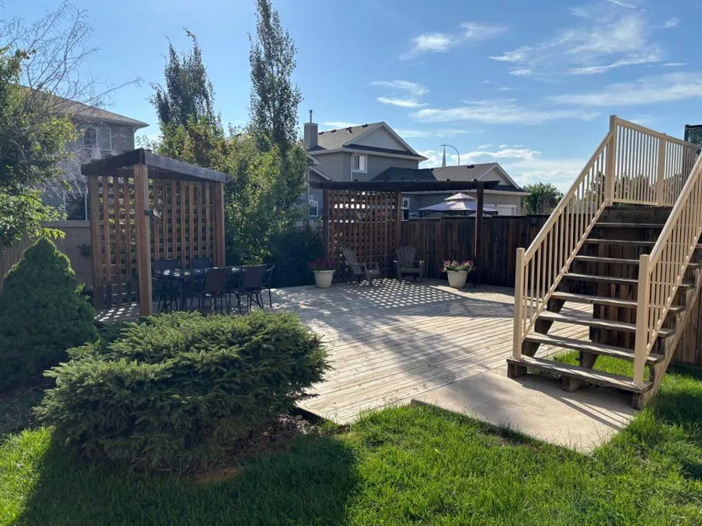 208 Silkstone Bay W