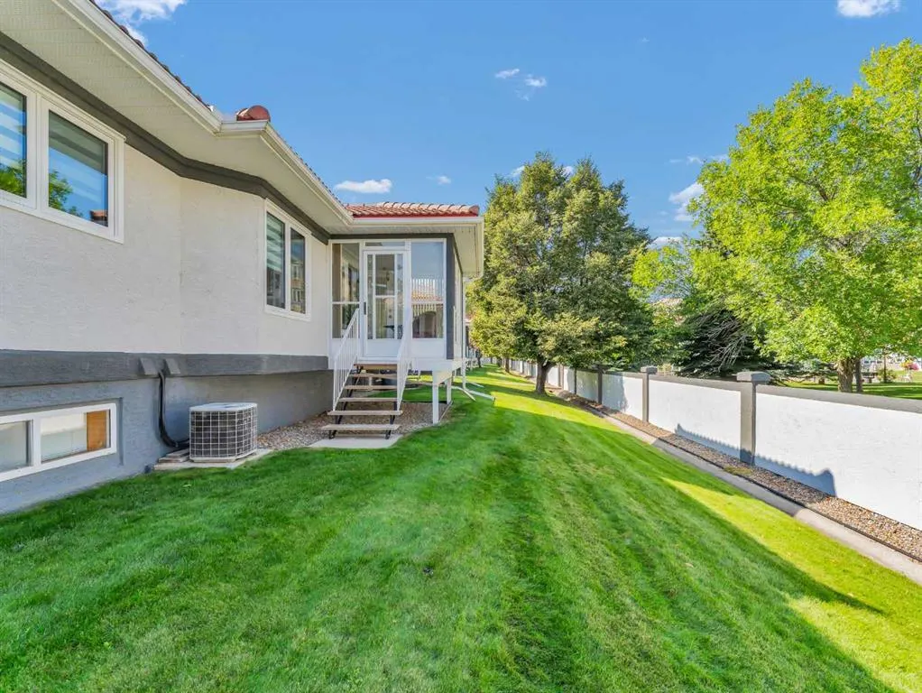 62 Park Meadows Lane SE
