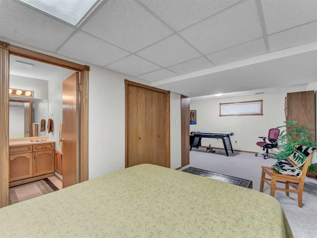 62 Park Meadows Lane SE