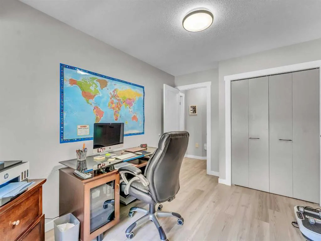 62 Park Meadows Lane SE