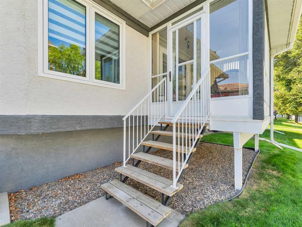 62 Park Meadows Lane SE