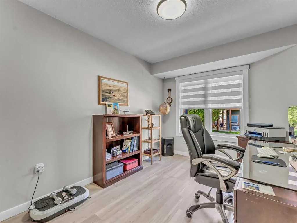 62 Park Meadows Lane SE