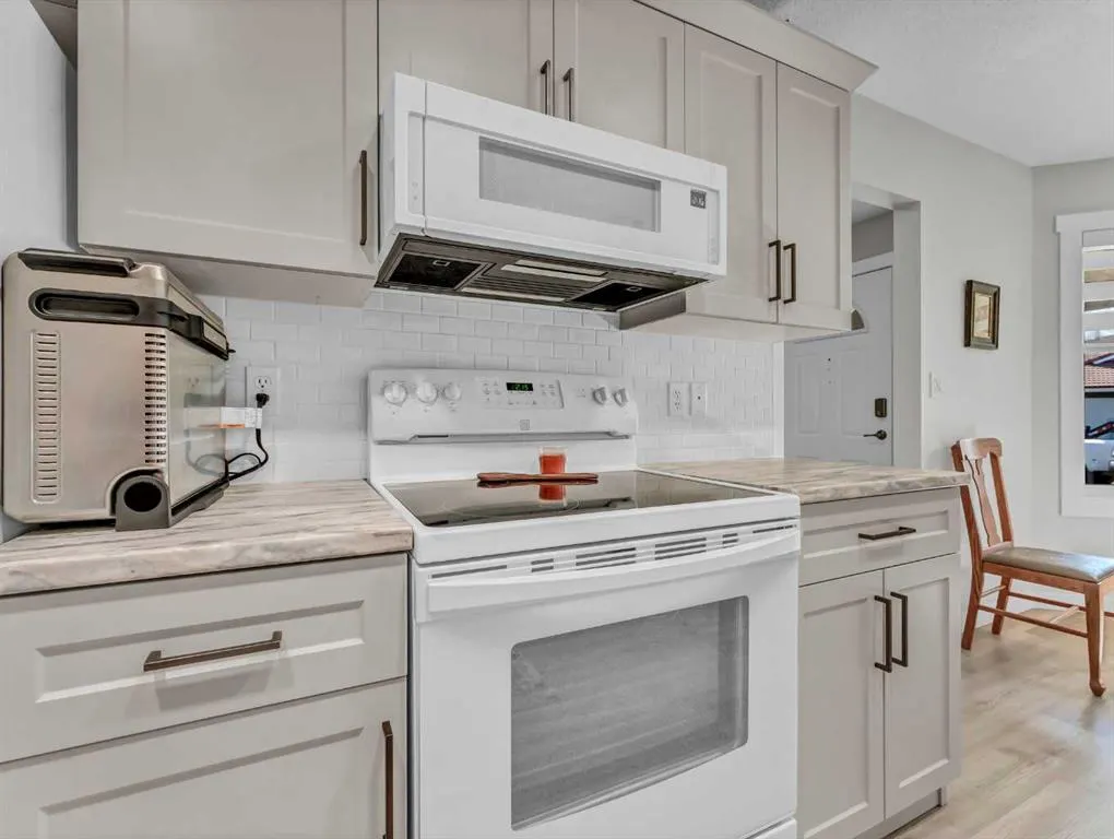 62 Park Meadows Lane SE