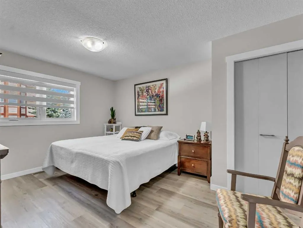 62 Park Meadows Lane SE