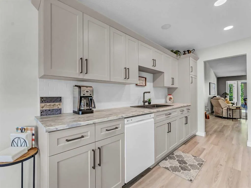 62 Park Meadows Lane SE