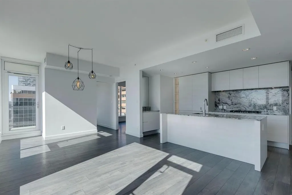310 12 Avenue SW, #1508