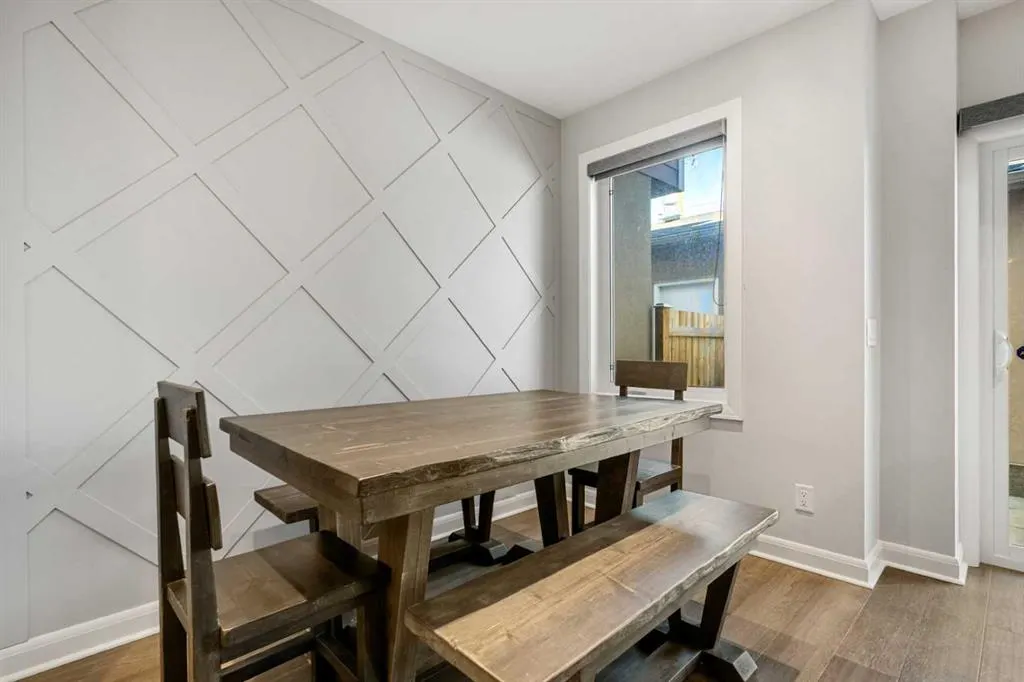 530 56 Avenue SW, #2