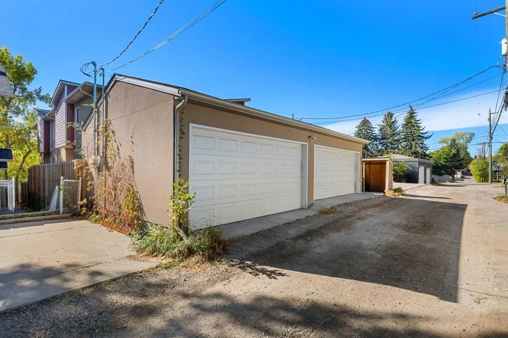 530 56 Avenue SW, #2