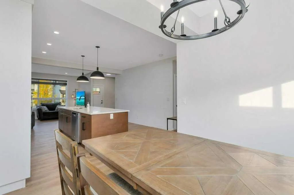 7 Evergreen Way
