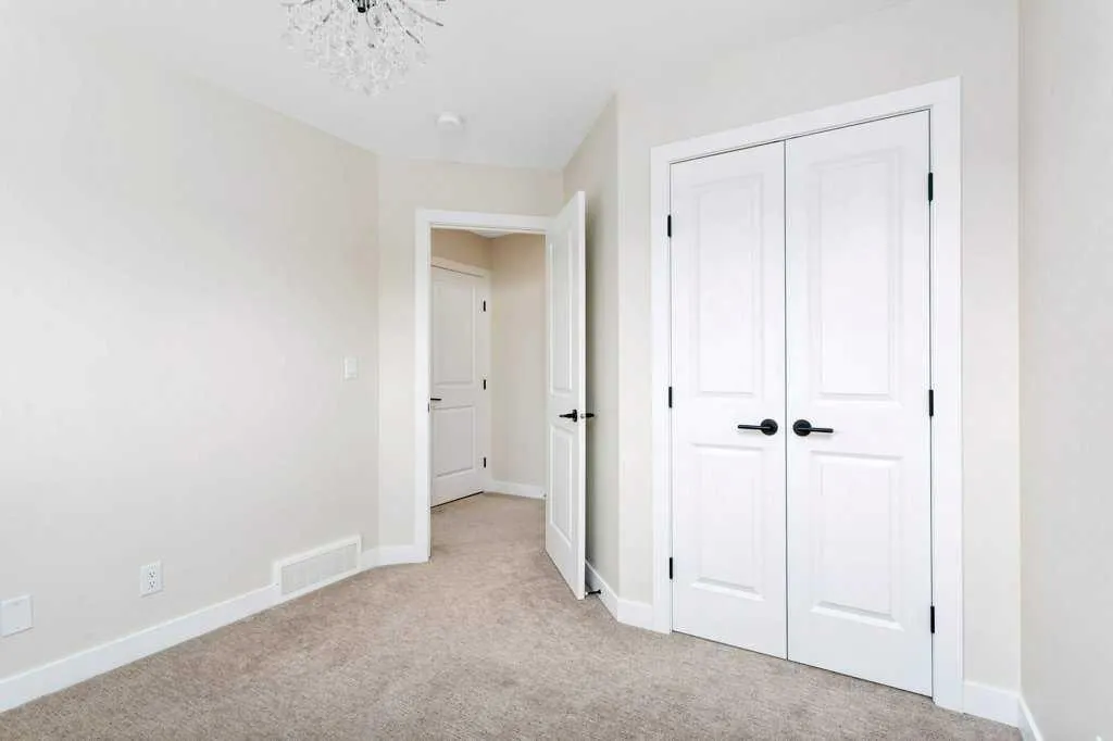 7 Evergreen Way
