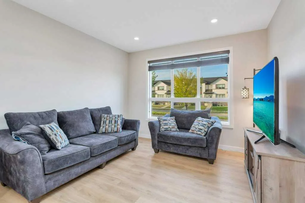 7 Evergreen Way