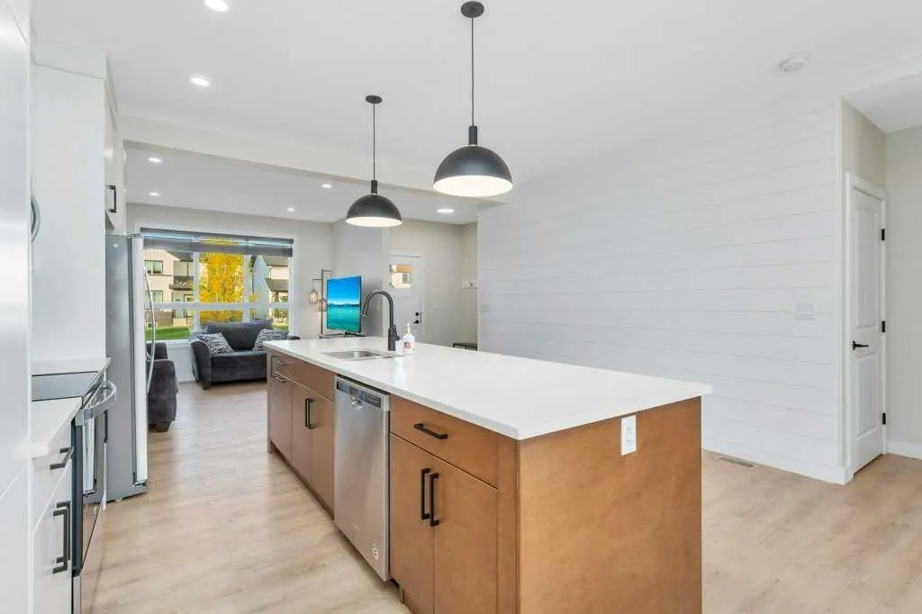 7 Evergreen Way