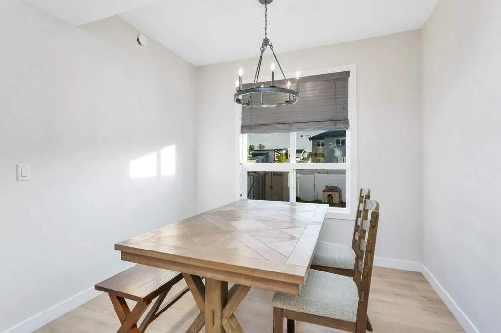 7 Evergreen Way