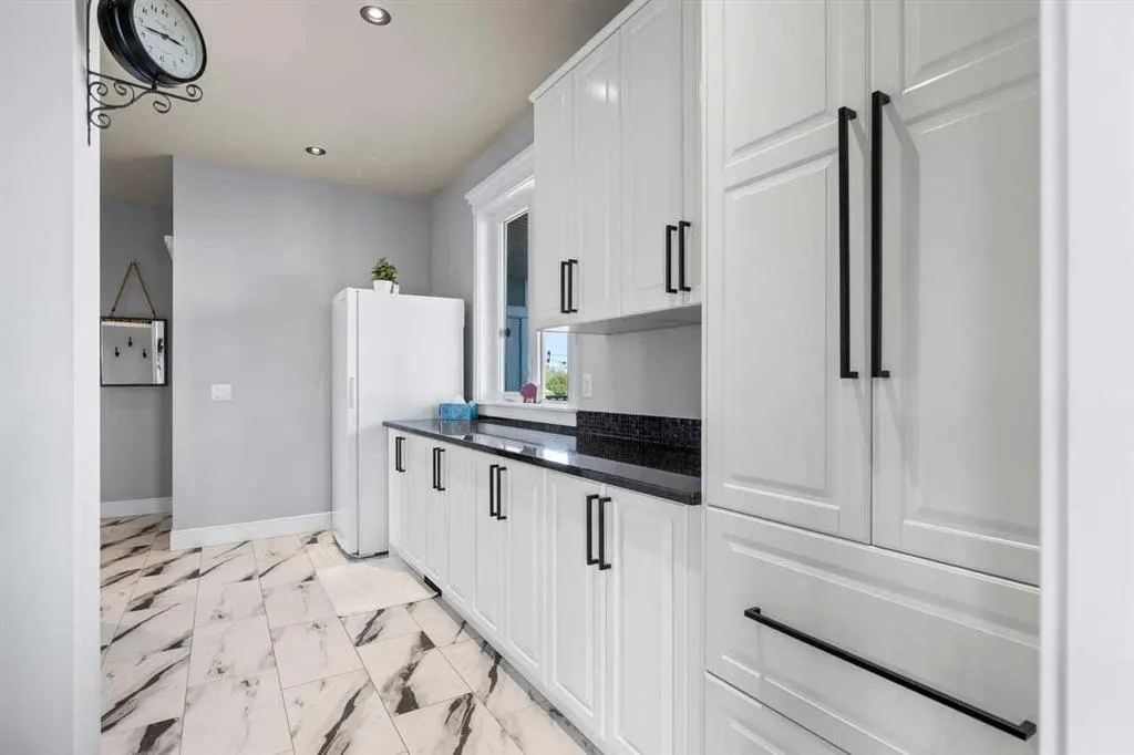 283130 Serenity Place