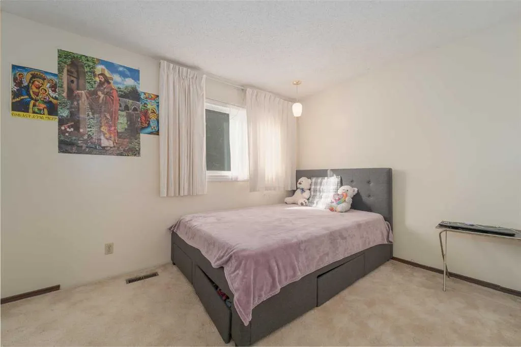 2302 23 Street N, #3