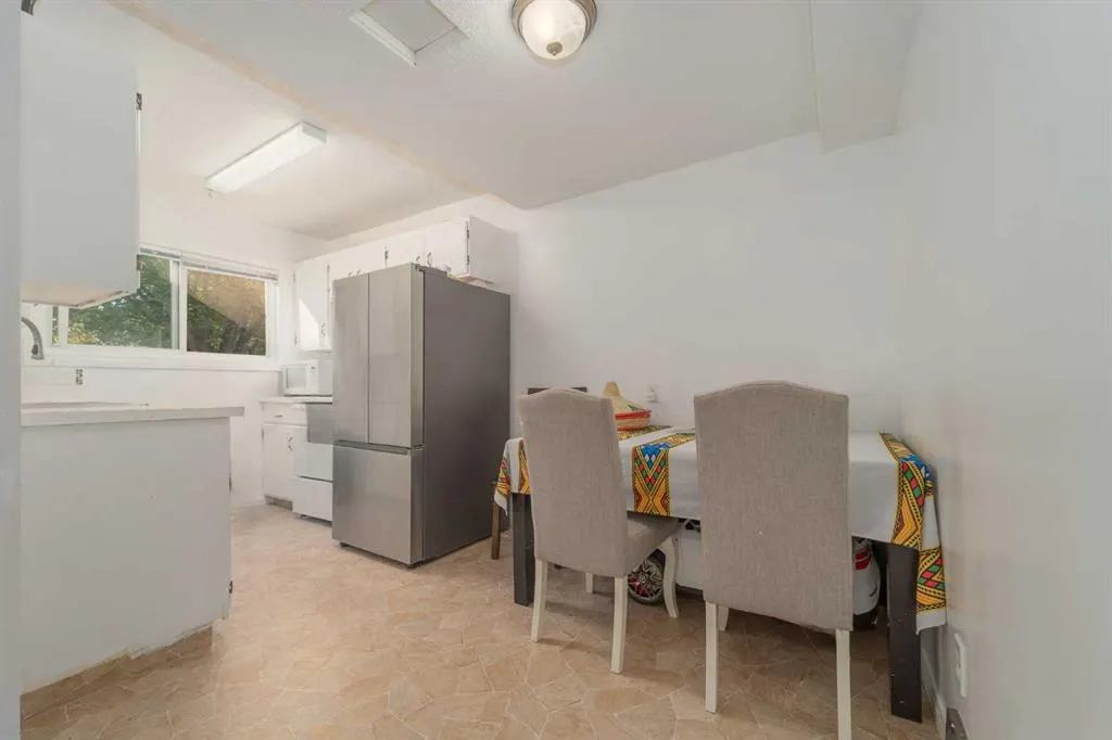 2302 23 Street N, #3