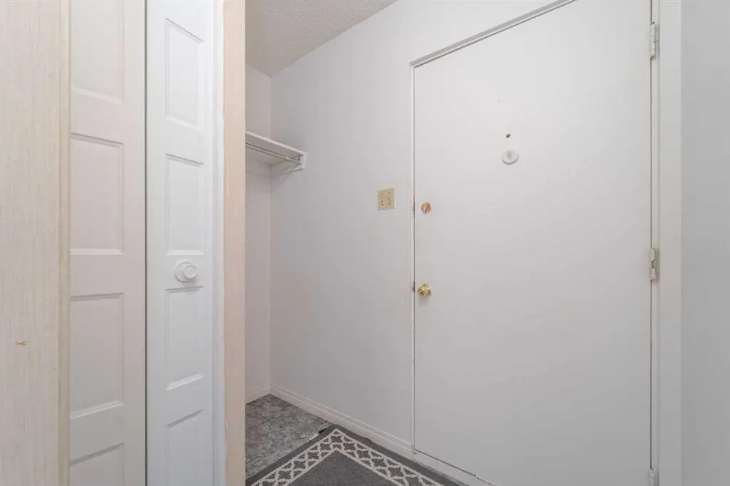 2302 23 Street N, #3
