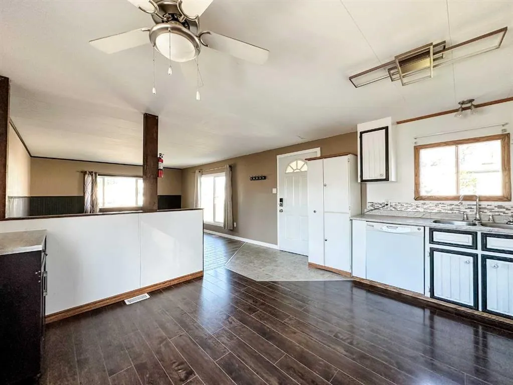 6017 52 Avenue, #38
