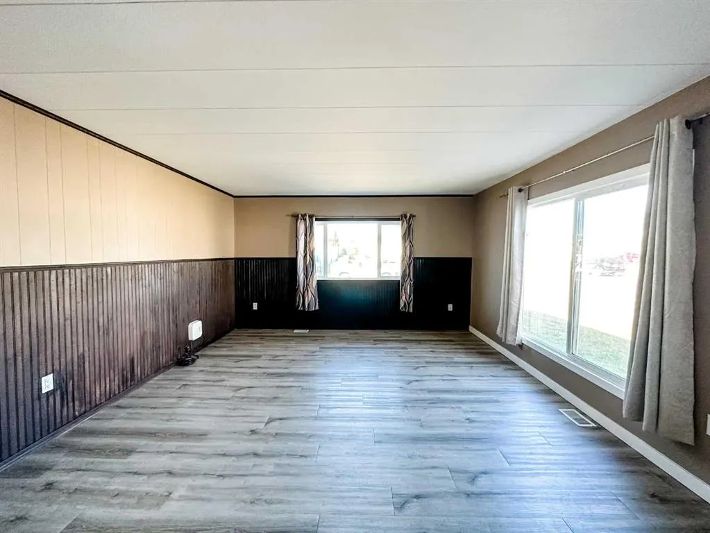 6017 52 Avenue, #38