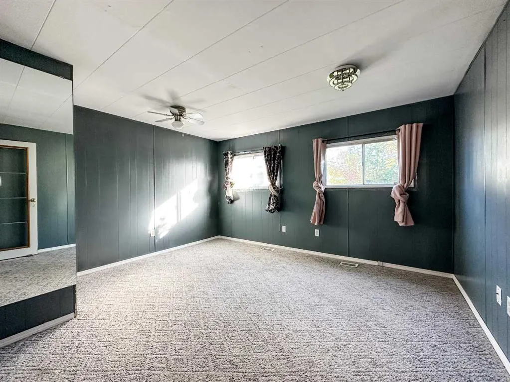 6017 52 Avenue, #38