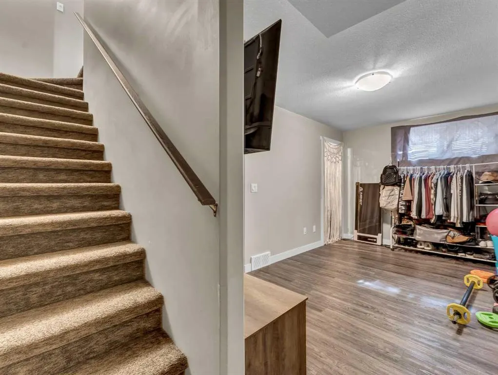 206 Ranchview Crescent NE, #1-4