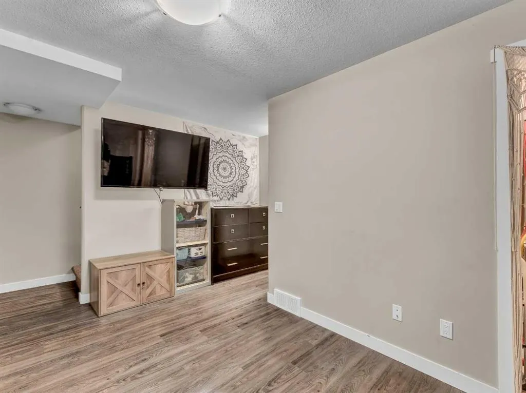 206 Ranchview Crescent NE, #1-4