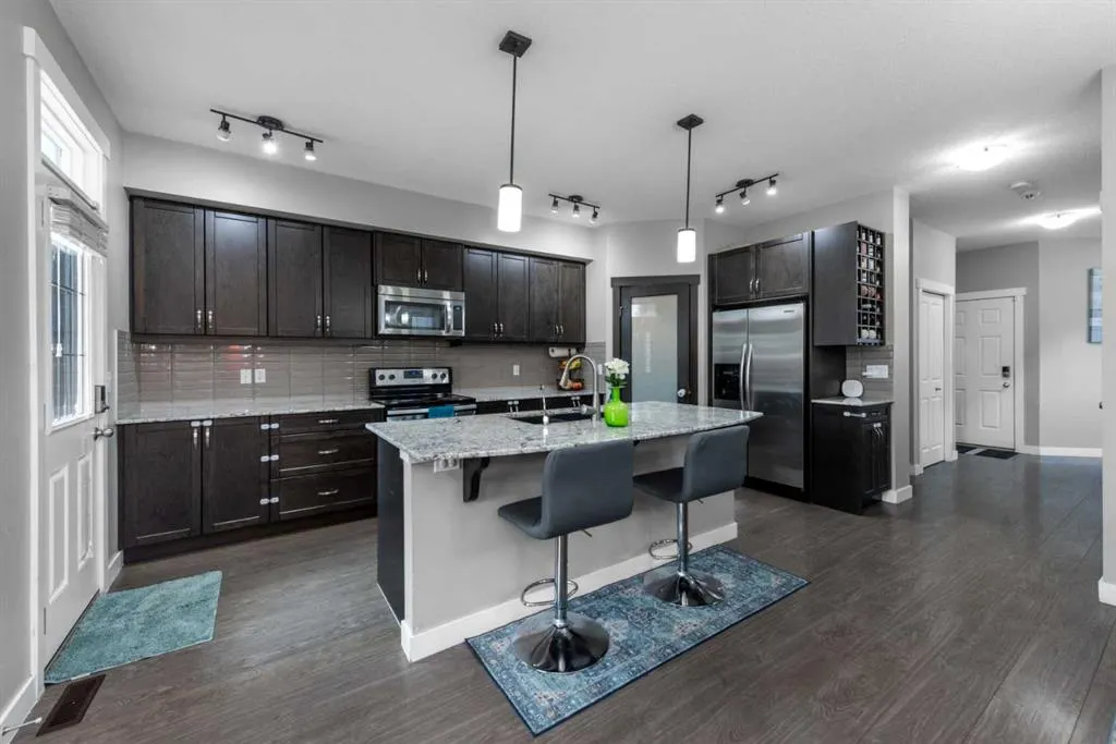 80 Legacy Reach Manor SE