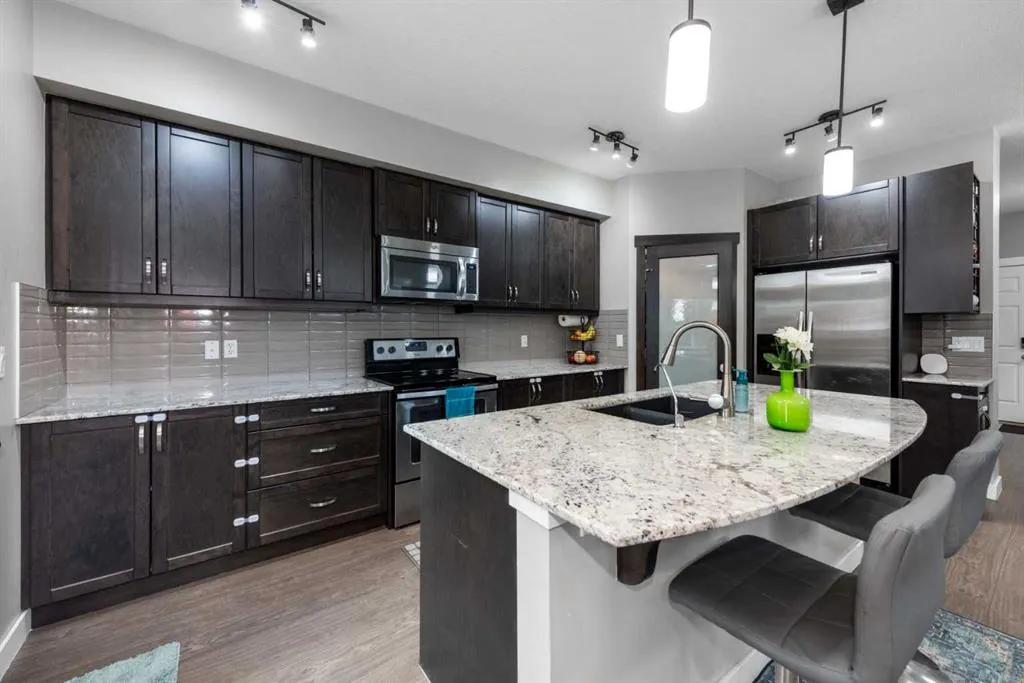 80 Legacy Reach Manor SE