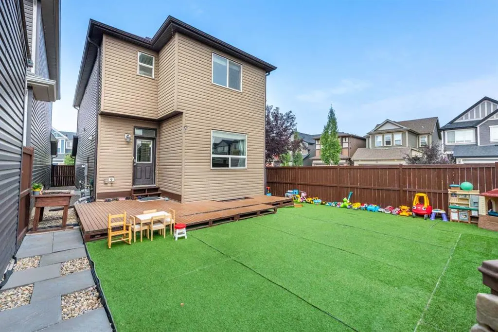 80 Legacy Reach Manor SE