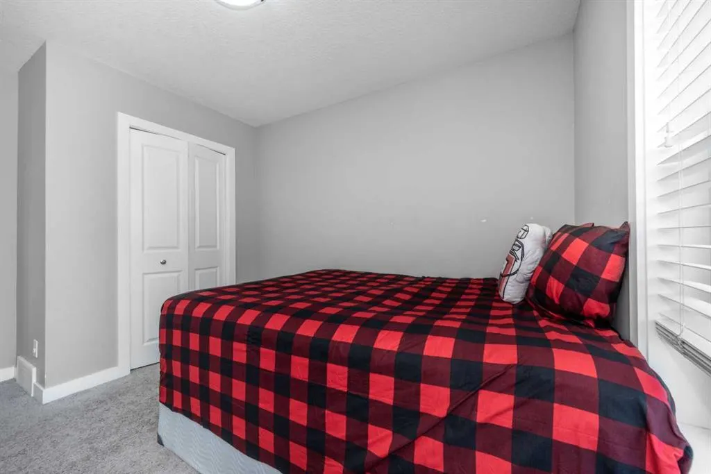 80 Legacy Reach Manor SE