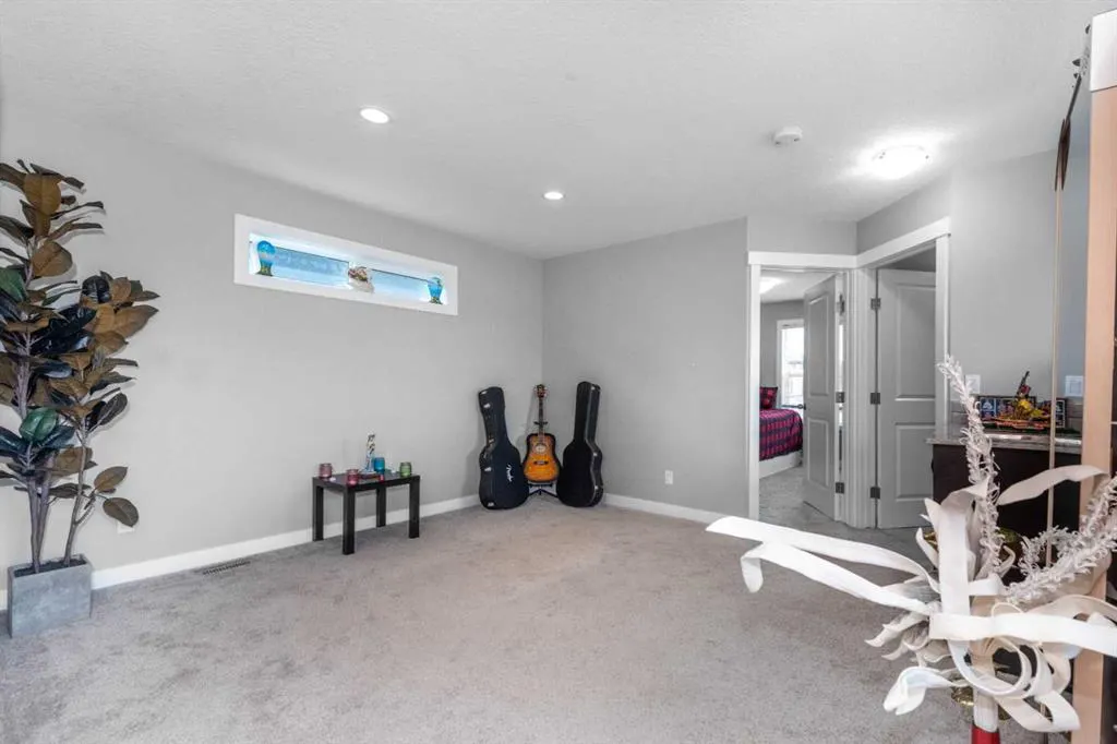 80 Legacy Reach Manor SE